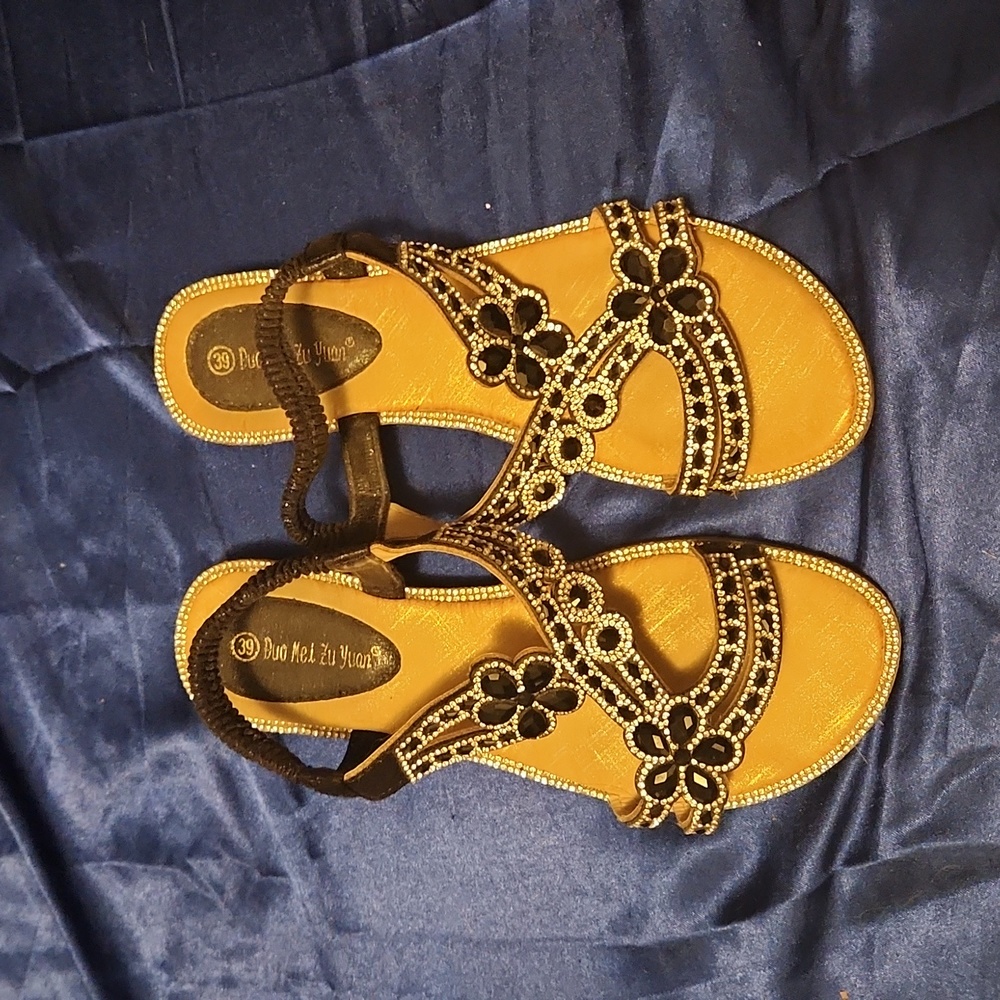 Duo mel zu yuon bejeweled sandals